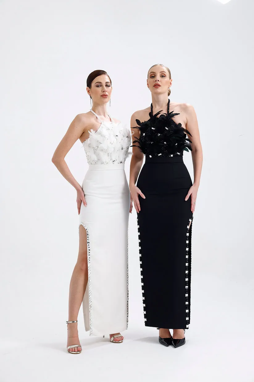 𝐀𝐏𝐑𝐈𝐋 Halter Neckline Embroidered Fabric Slit Stone Embroidered Evening Dress T56748