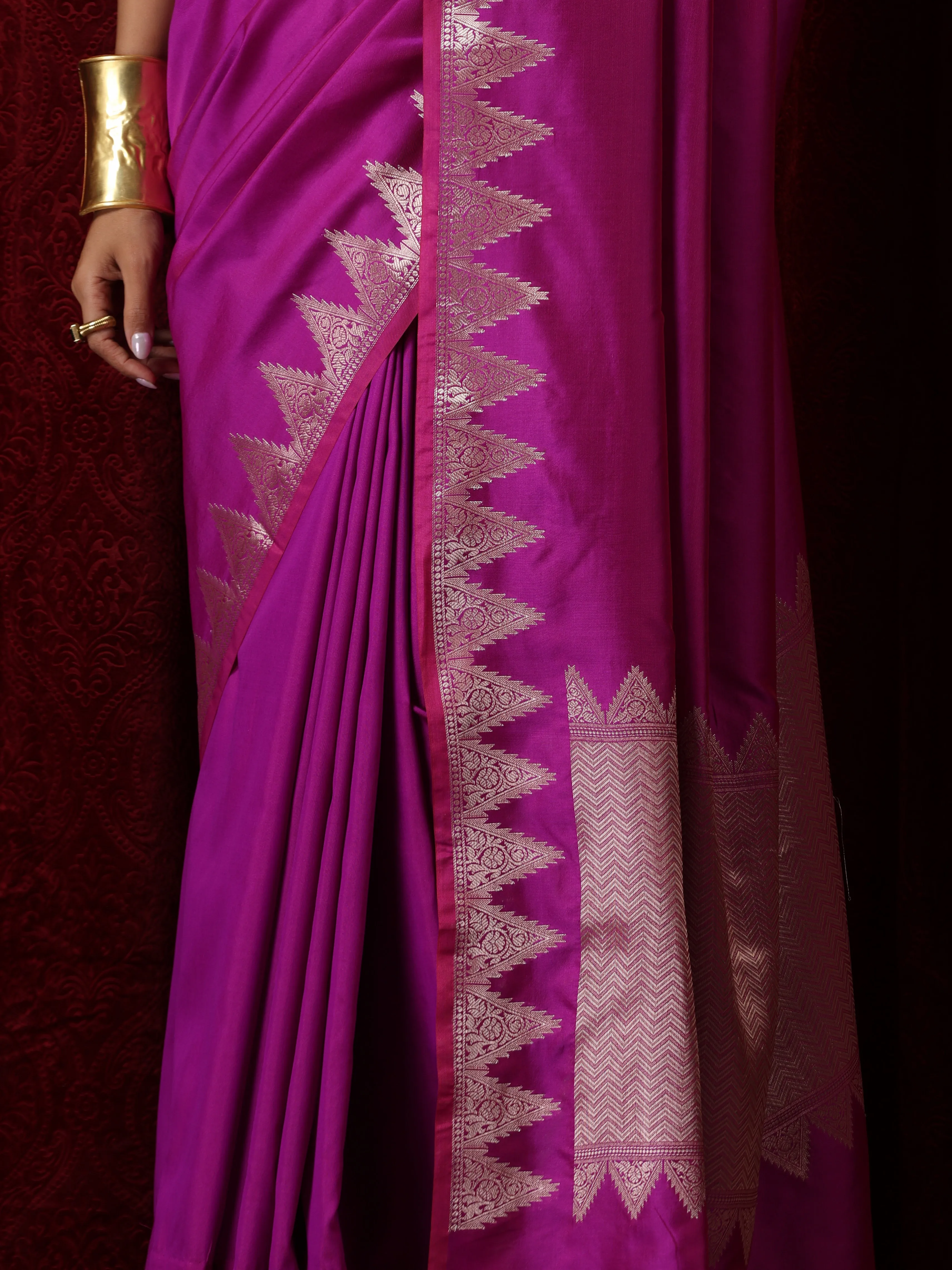 Banaras Plum Temple Pure Silk Saree with Blouse Fabric