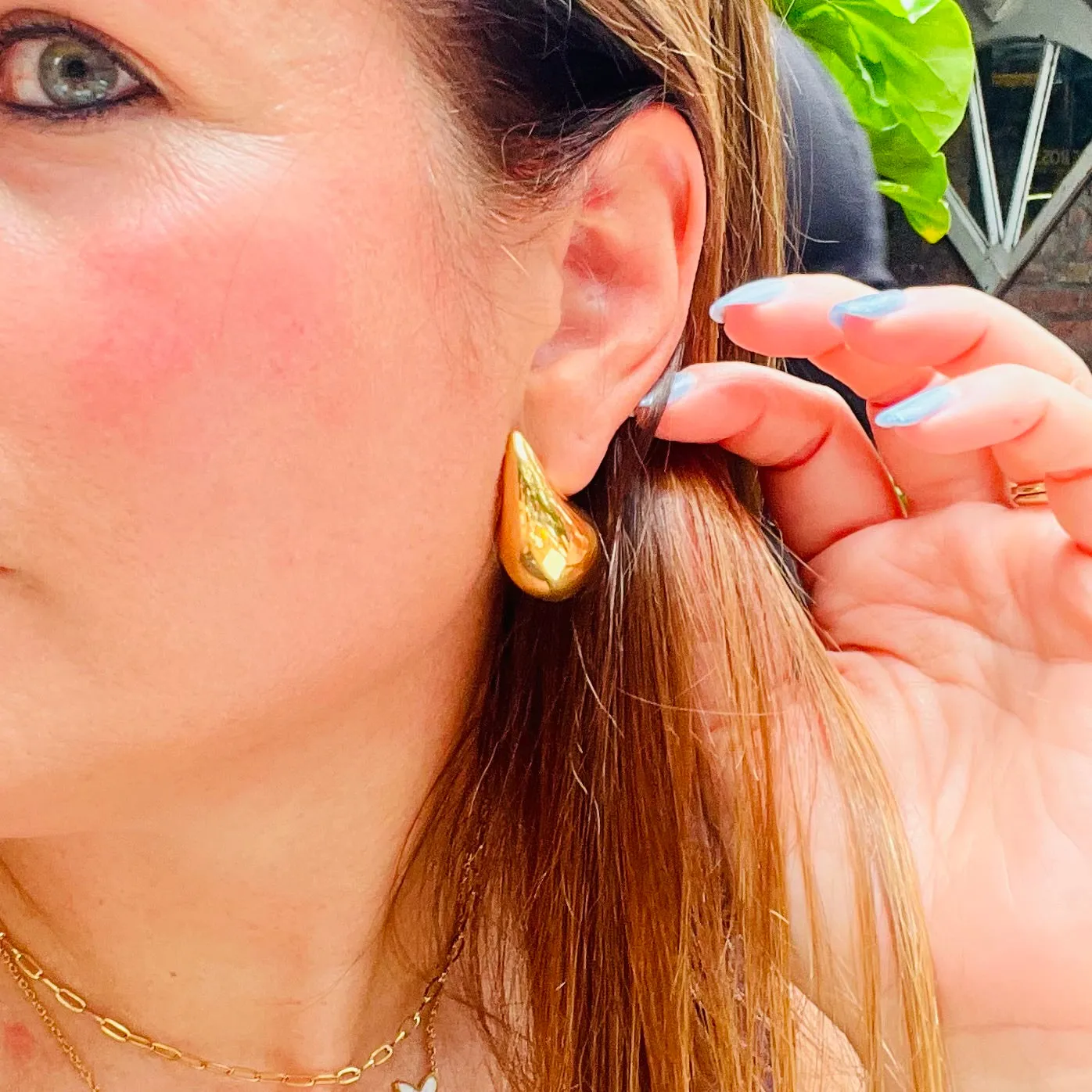 Big Teardrop Stud Earrings