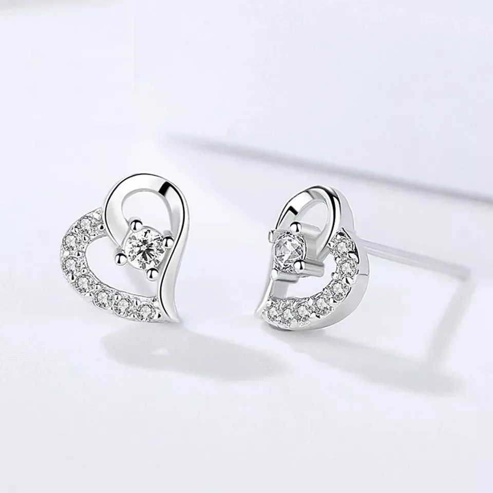 Center Stone Twisted Hollow Heart Stud Earrings