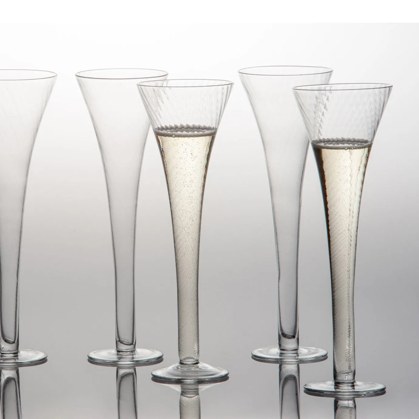 Champagne Flute, Optic Design
