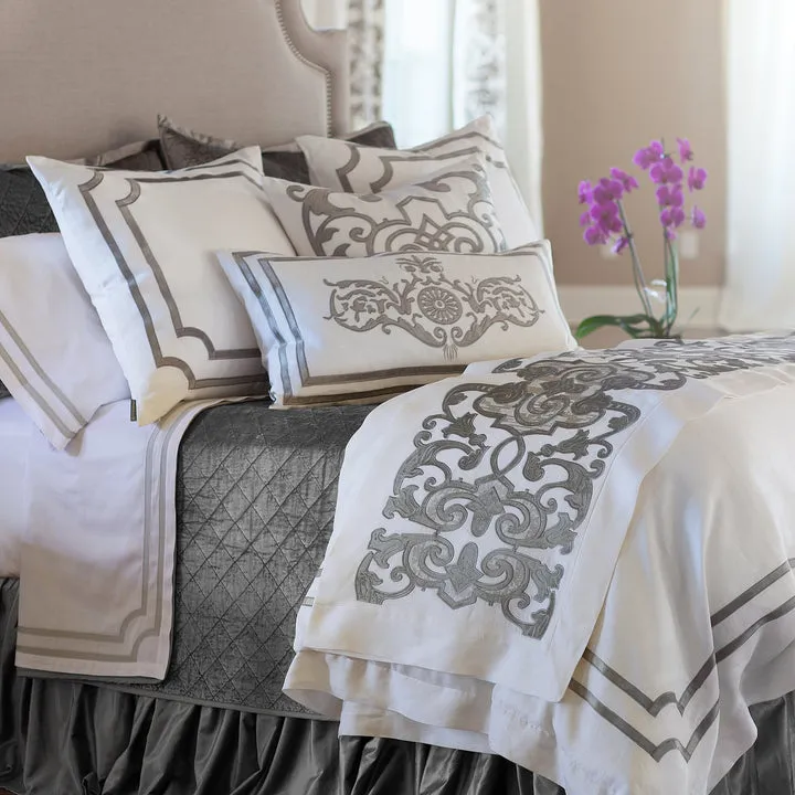 Chloe Mozart Throw with Velvet Applique