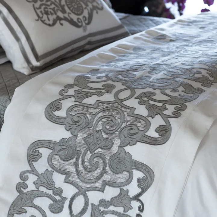 Chloe Mozart Throw with Velvet Applique