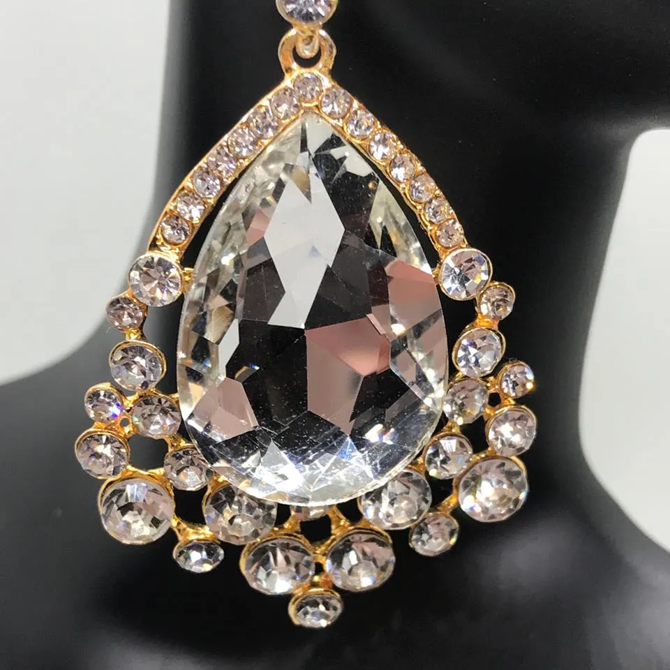 Clear Crystal Chunky Teardrop Earring on Gold | 309042