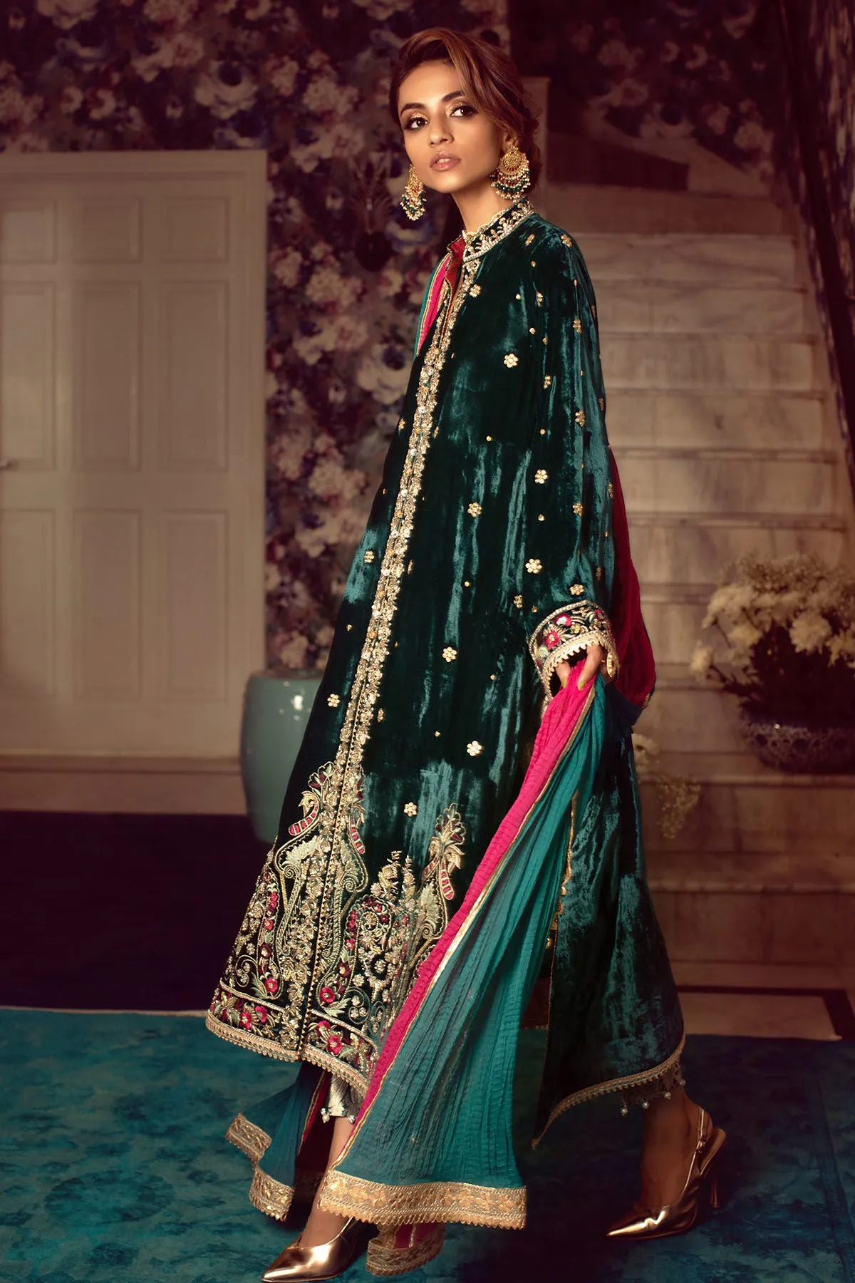 Elegant Blue Velvet Pakistani Kameez Salwar Dress #PN571