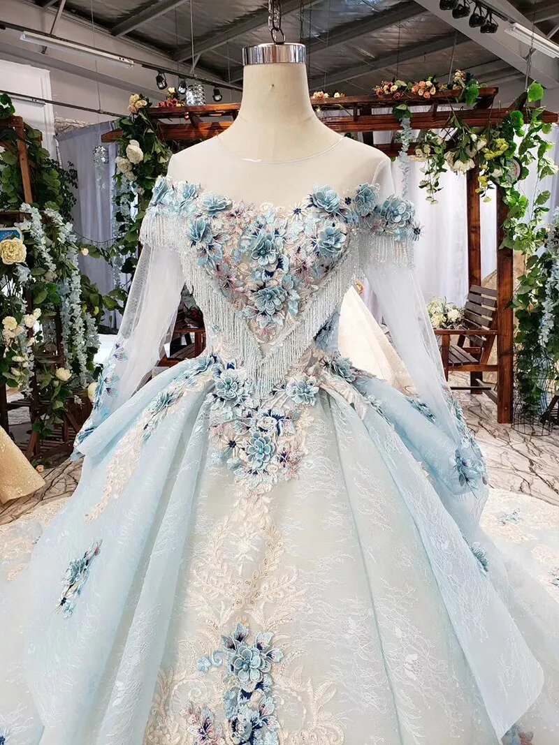 Elegant evening dress with blue appliques flowers