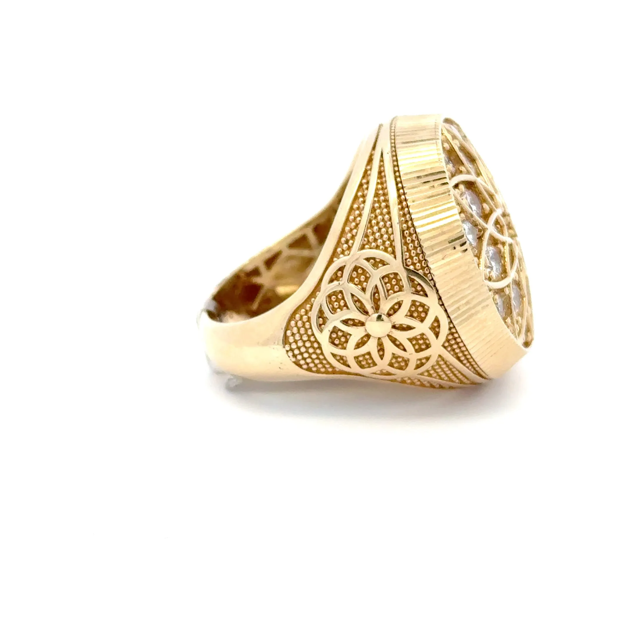 Elegant Gold and Zirconia Ring 10k