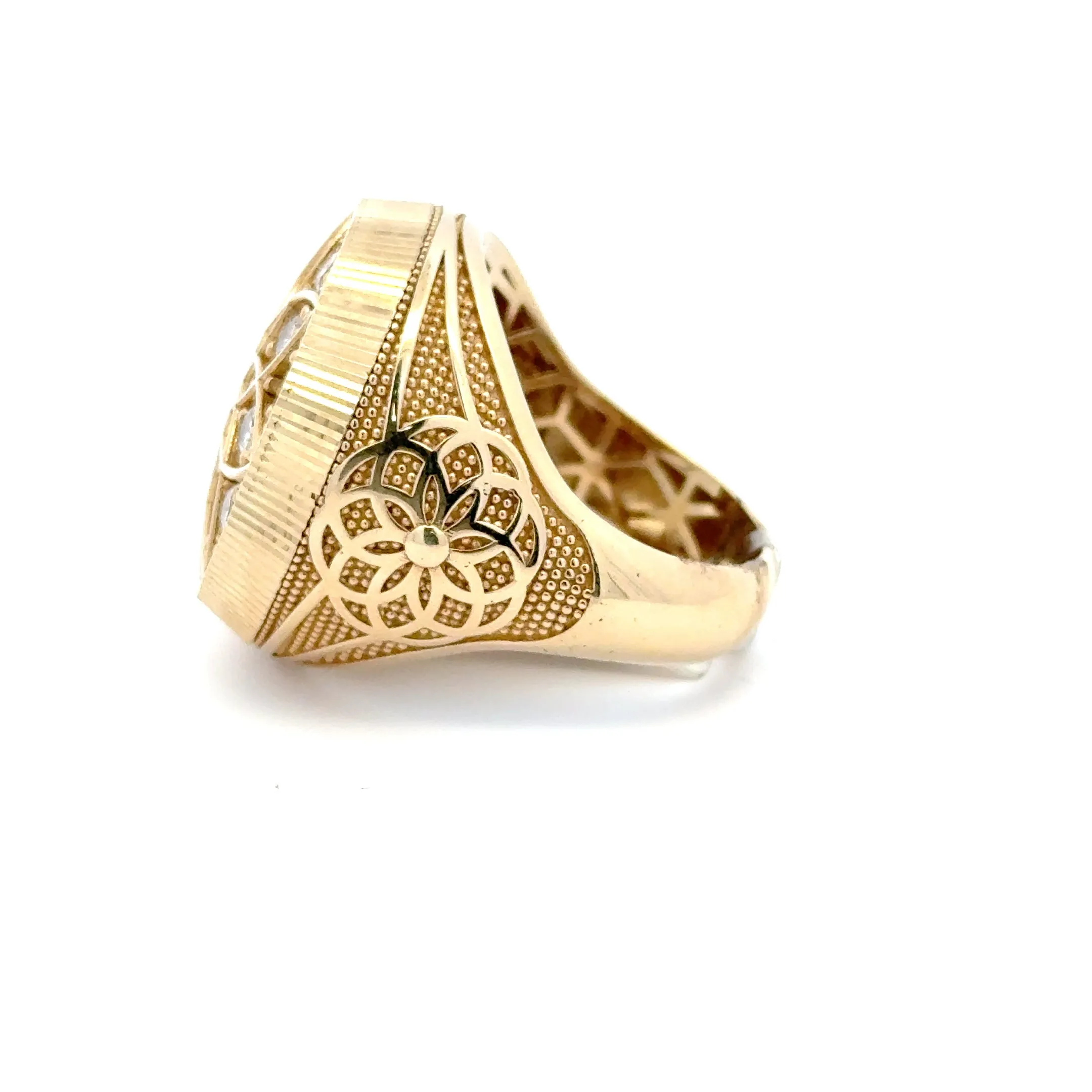 Elegant Gold and Zirconia Ring 10k