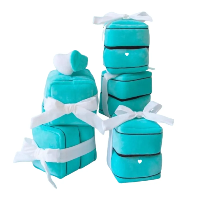 Elegant Plush Velvet Ring Gift Box