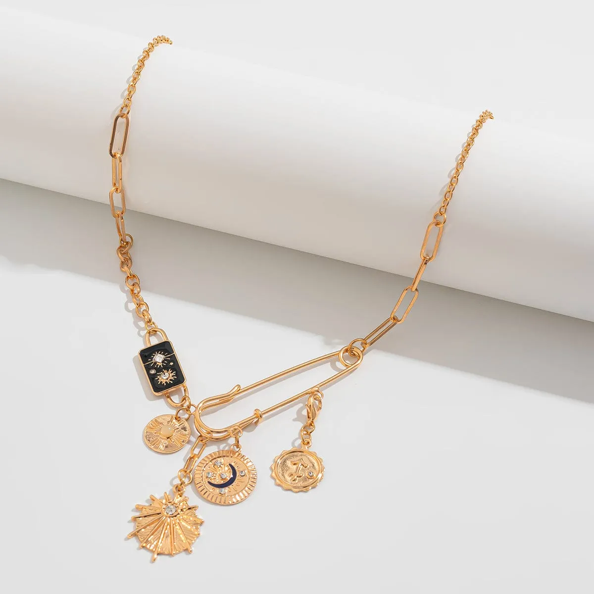 Elegant Rhinestone Inlaid Enamel Round Disk Square Charm Paperclip Necklace