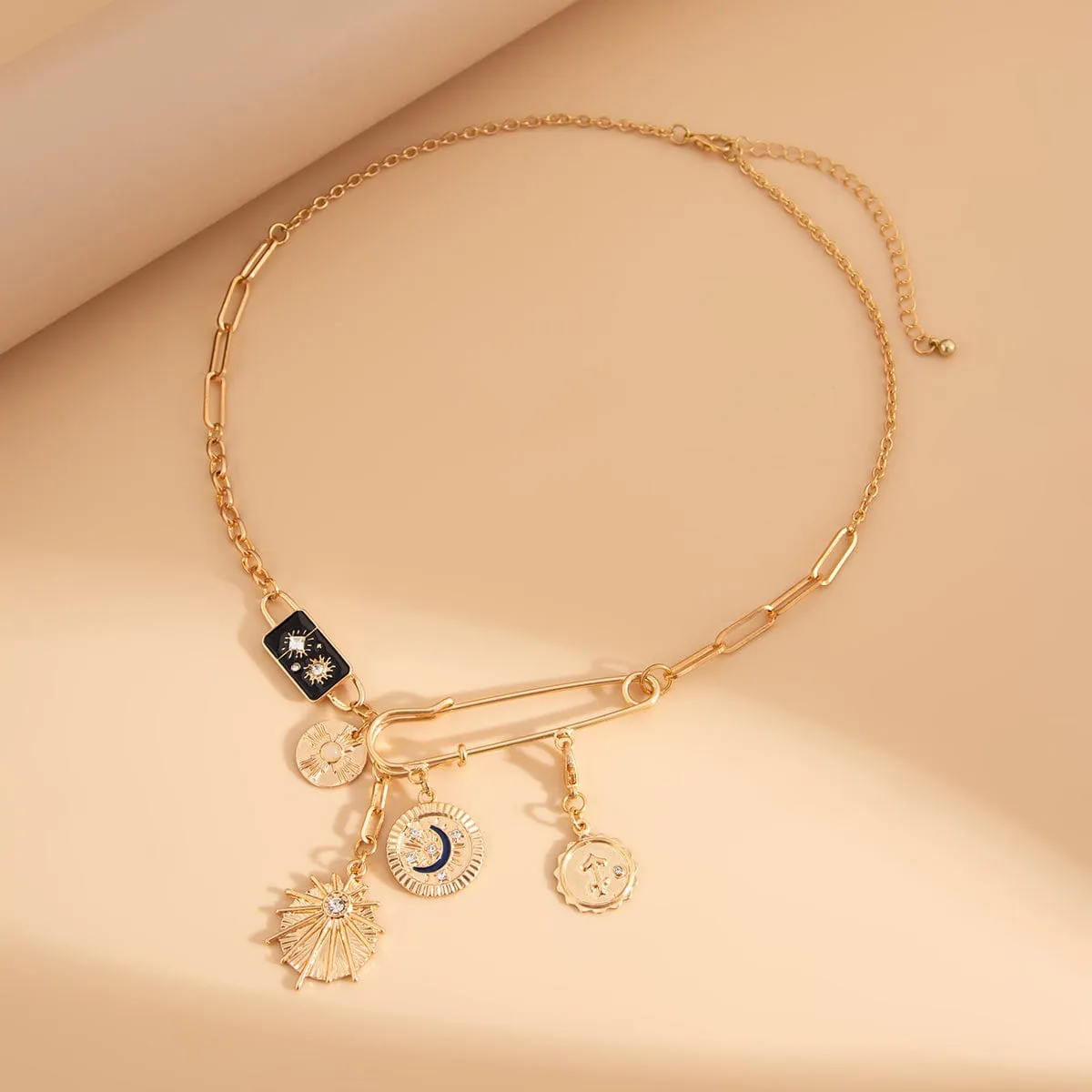 Elegant Rhinestone Inlaid Enamel Round Disk Square Charm Paperclip Necklace