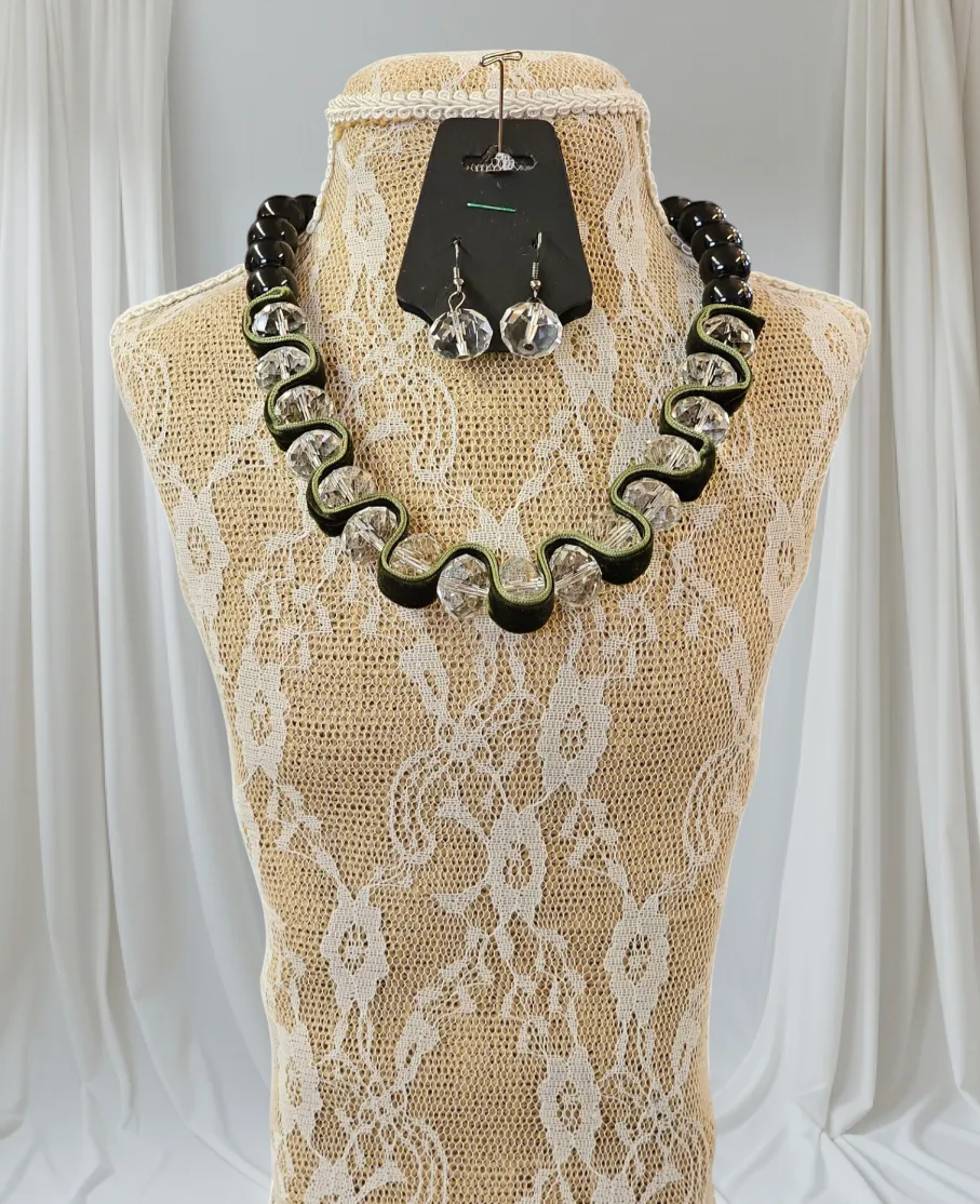 FINAL SALE was $26.99 - Elegant Acrylic and Green Velvet Necklace