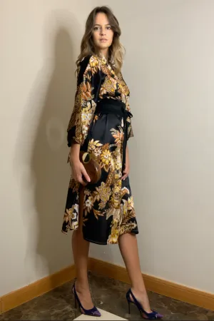 Italian Bouquet Black & Gold short Kimono
