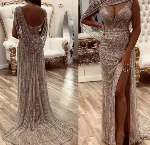 Luxury Champagne V-neck Sexy Evening Dresses Diamond Beading Sleeveless Mermaid Formal Dress