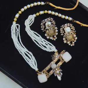 Madrasi Handwork Mother Pearl Pendant Set