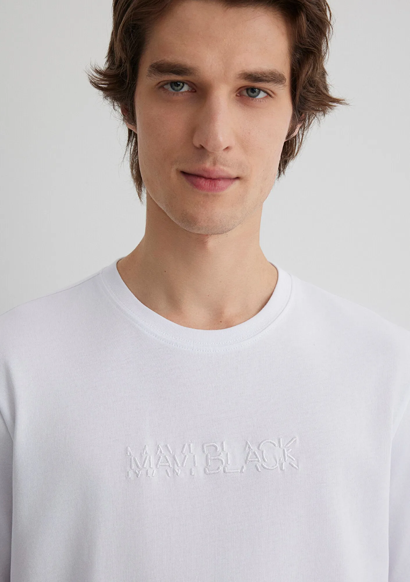 Mavi Black Emroidered White T-Shirt