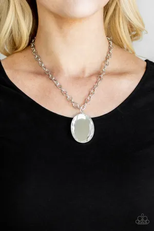 Paparazzi Light As HEIR Necklace White