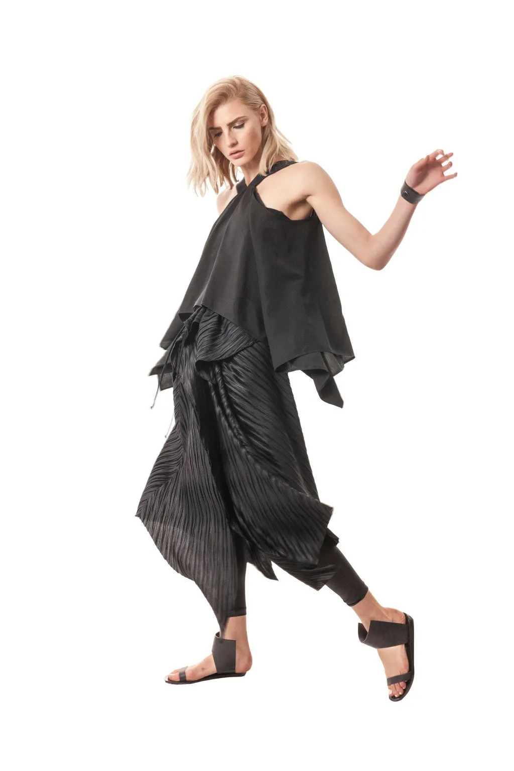 Pienza Peek-A-Boo Shoulder Top