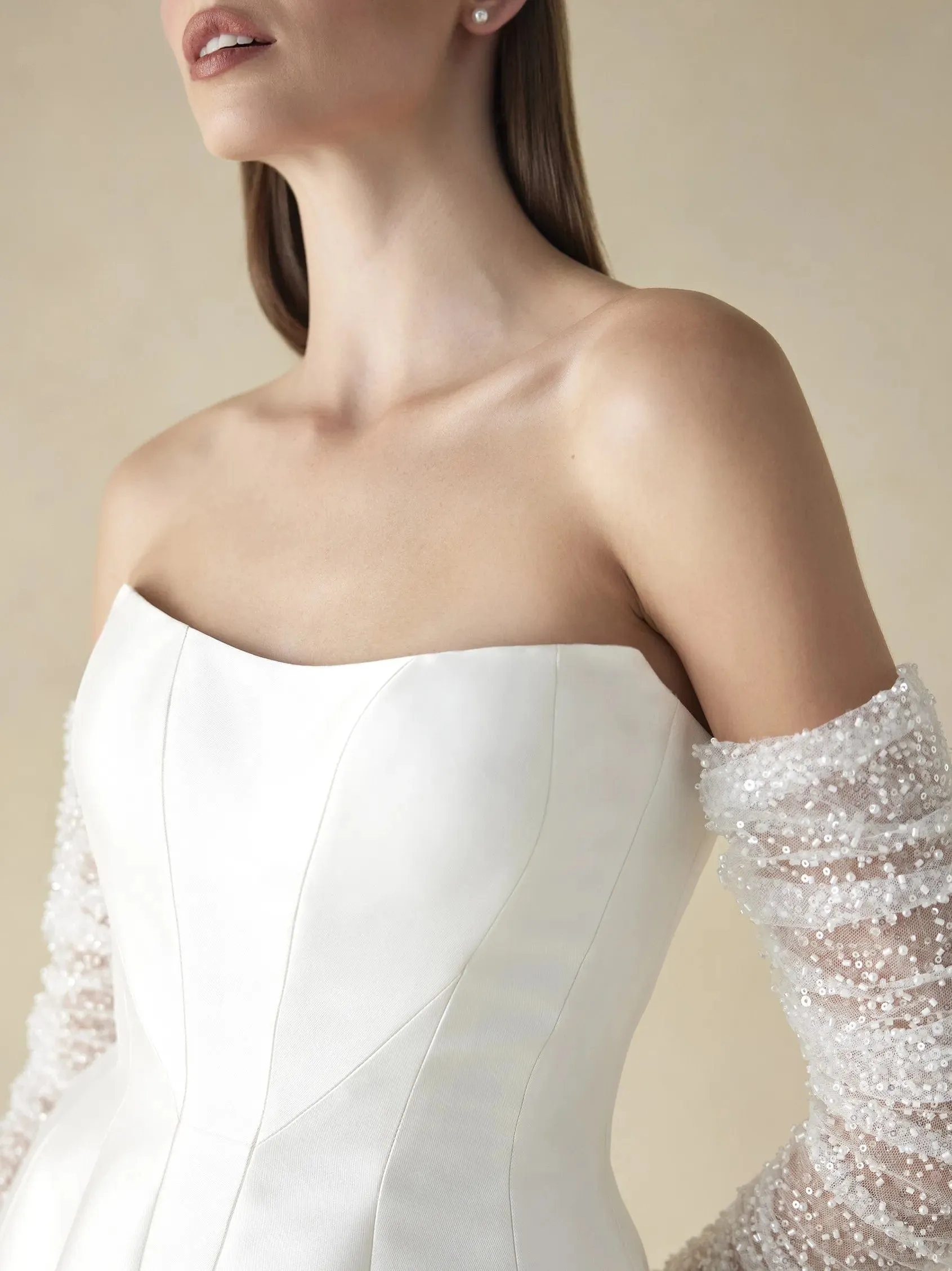 Pronovias: Sting