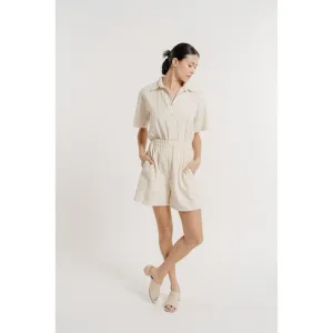 Relaxed Easy Short