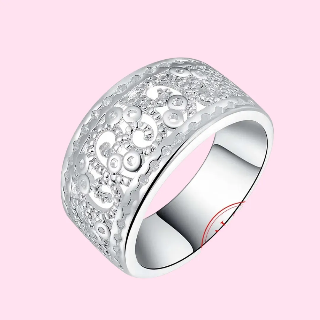 Vintage Hollow Ring