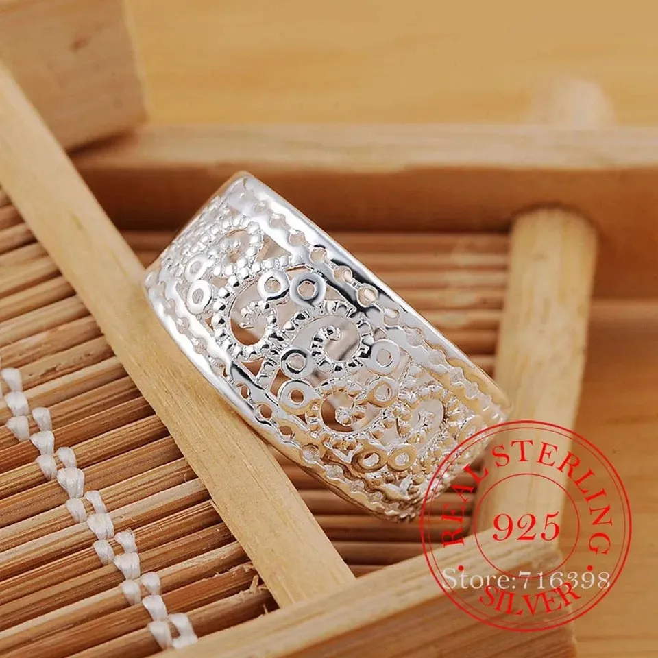 Vintage Hollow Ring