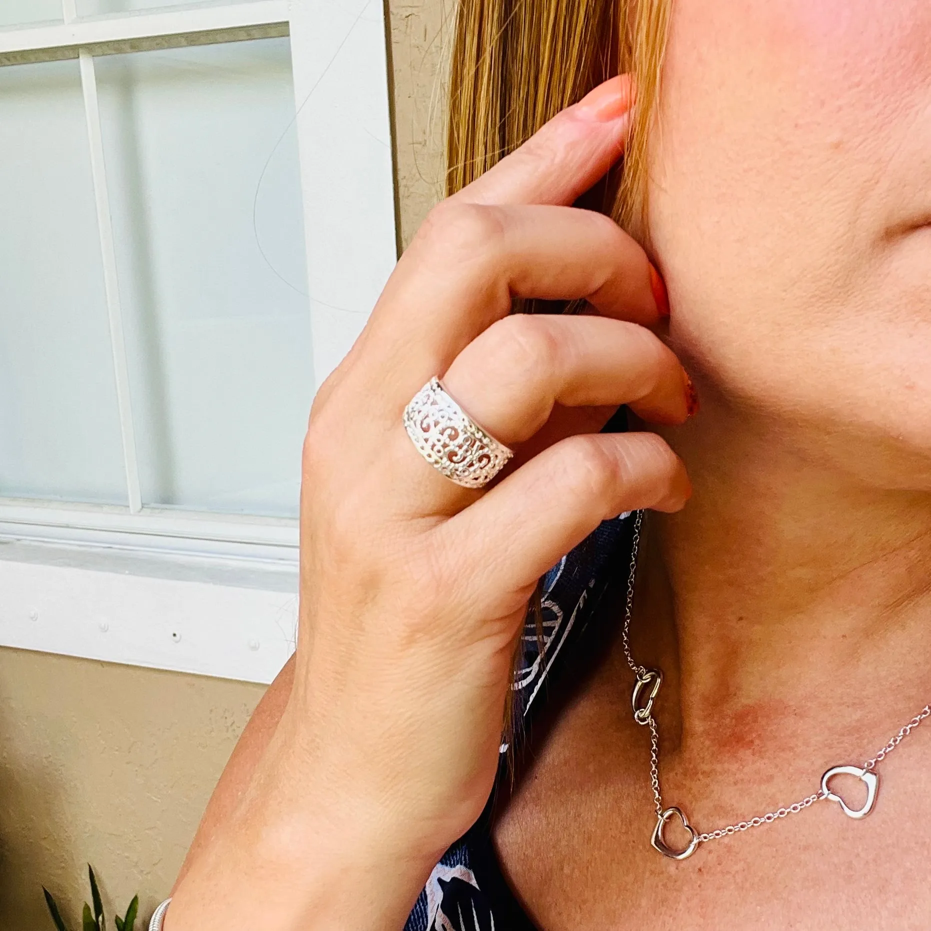 Vintage Hollow Ring