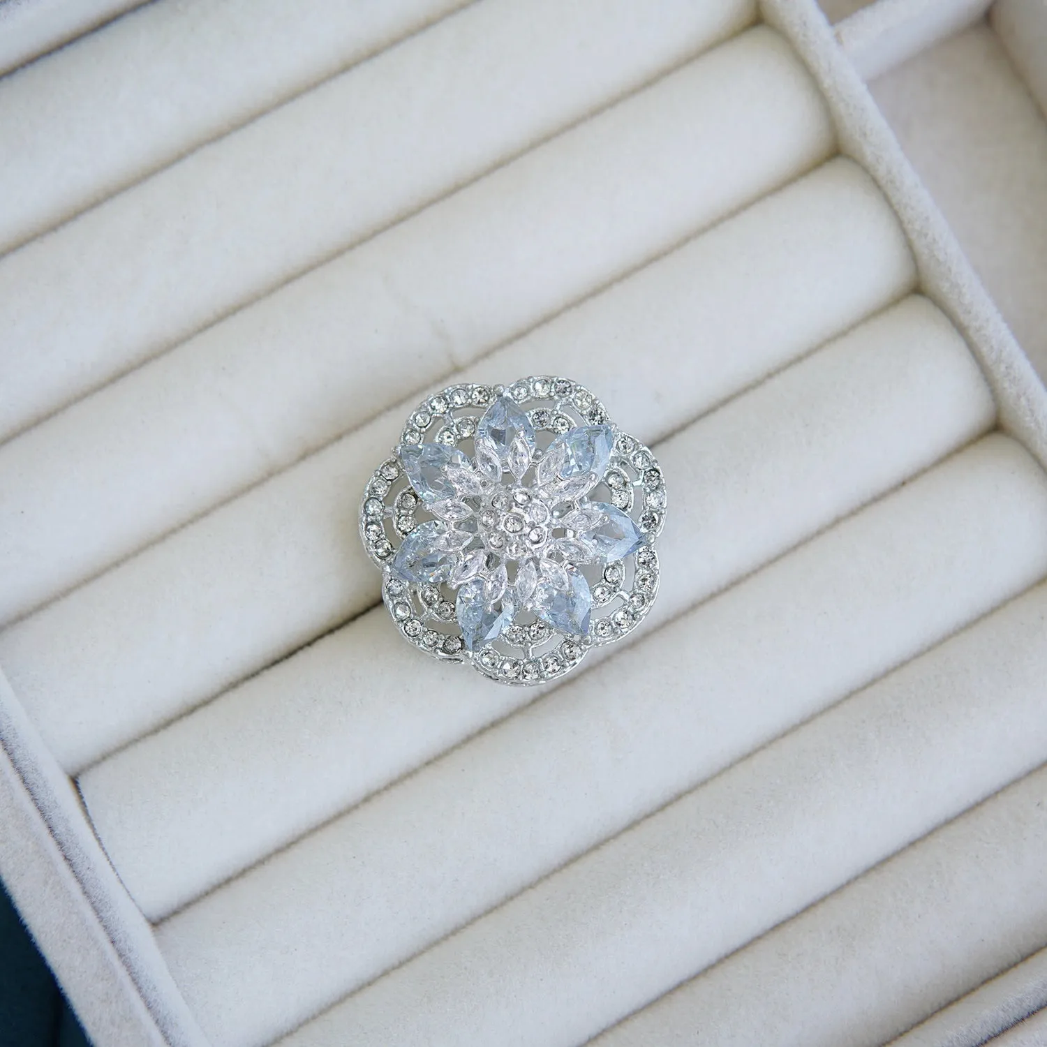 Zircons Sunflower Finger Ring