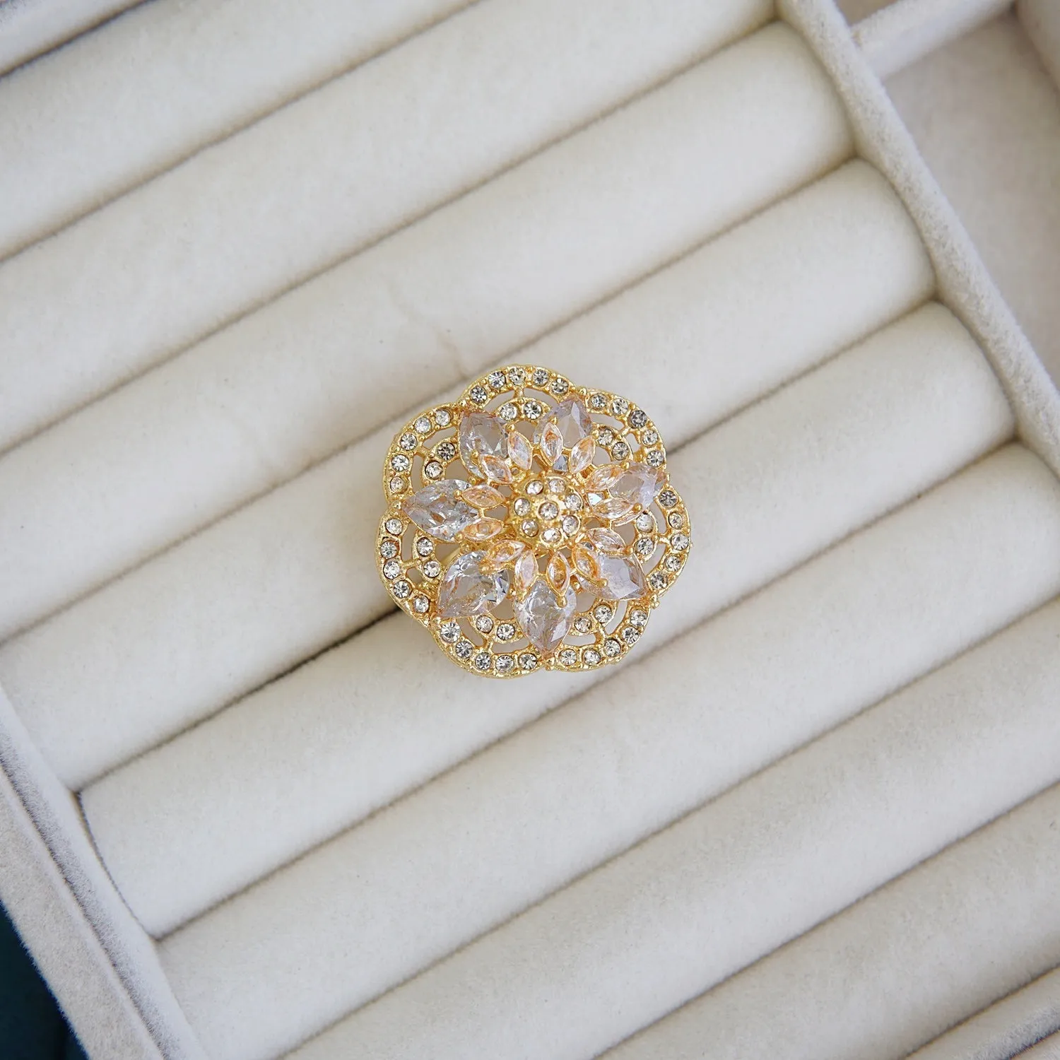 Zircons Sunflower Finger Ring